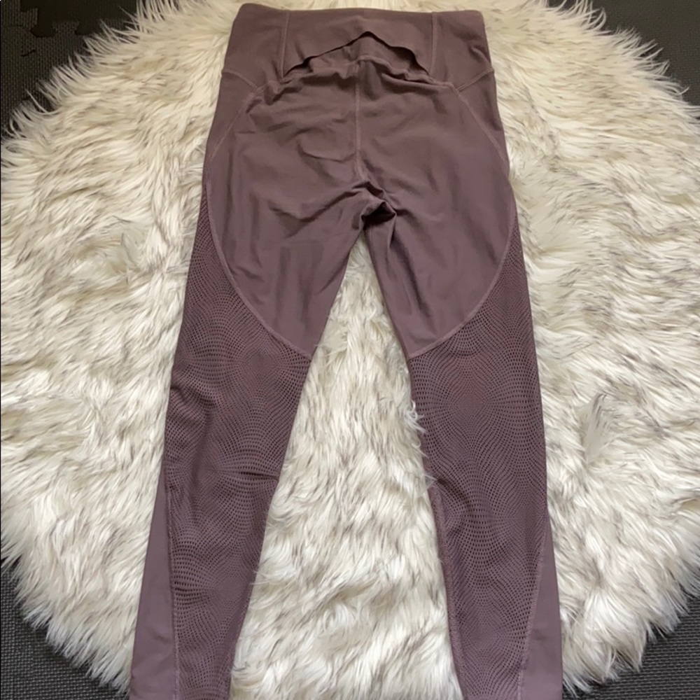 Under Armour Vanish Crop Ascend Mesh - Picture 12 of 13